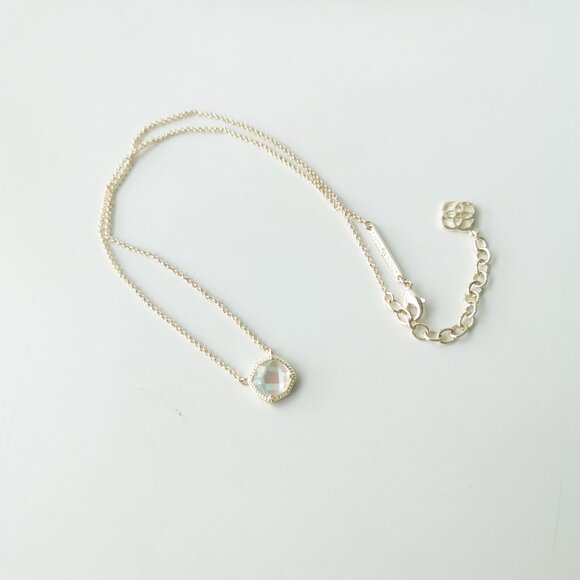 Kendra Scott Davie Gold Dichroic Glass Necklace - Picture 4 of 4